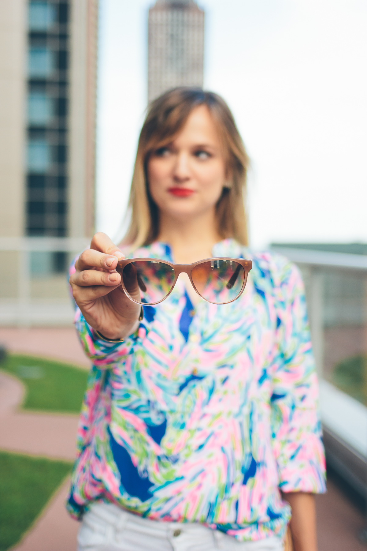 Aperture Tutorial for Fashion Bloggers — via @TheFoxandShe