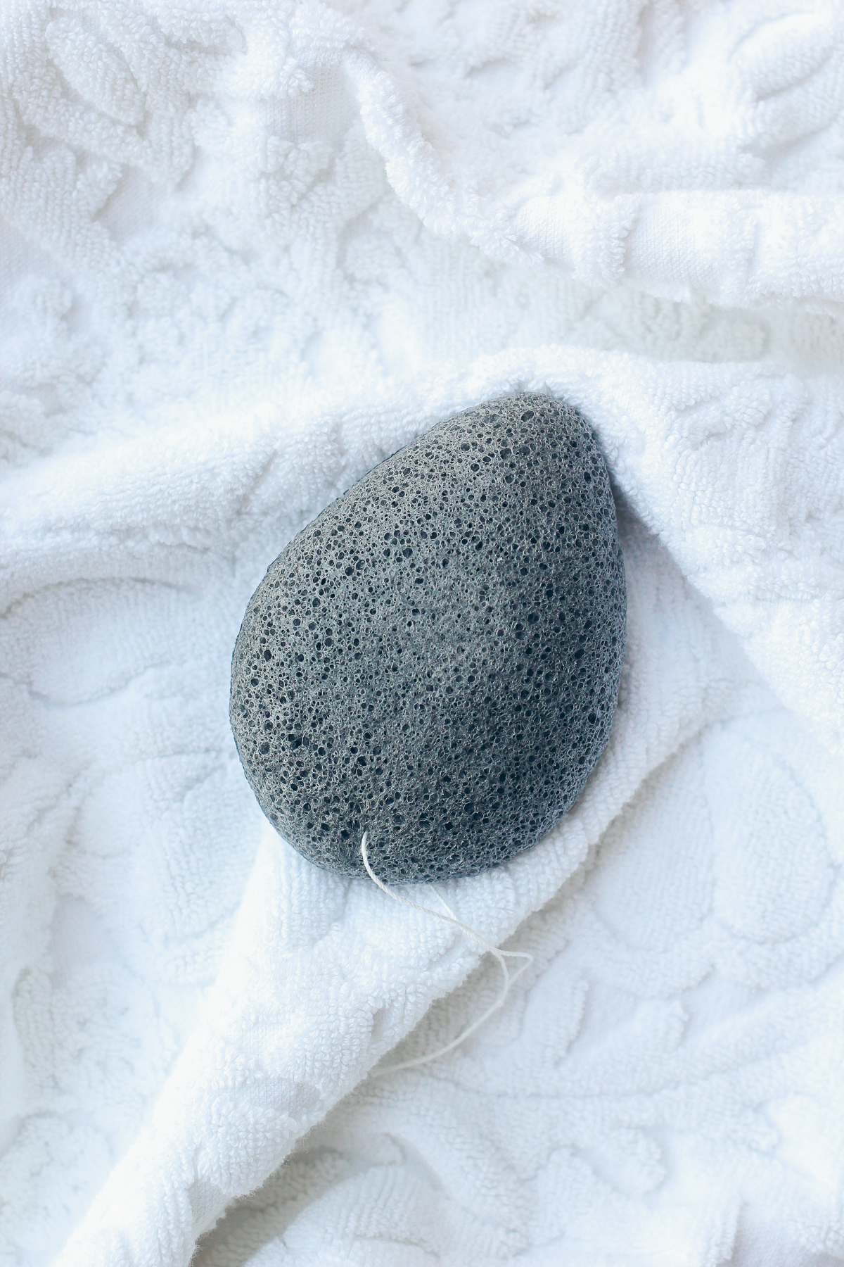 dew puff for oily skin — via @TheFoxandShe