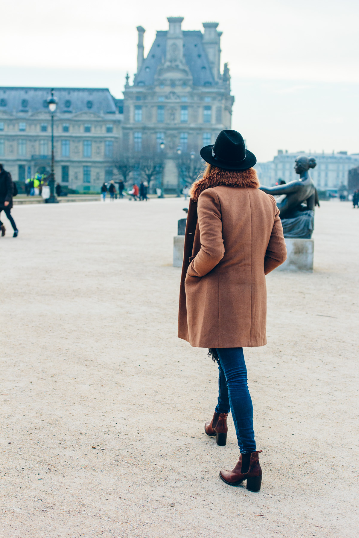 fur trim camel coat