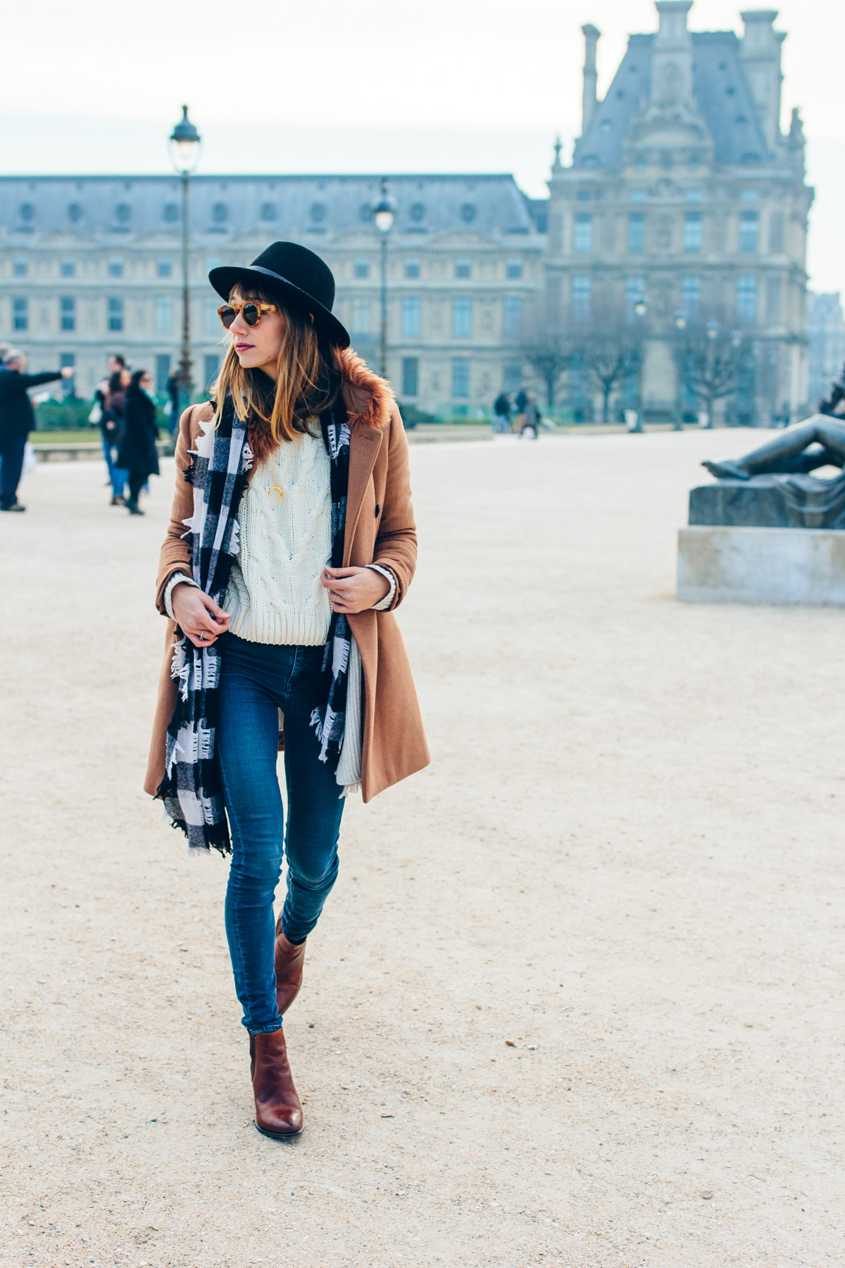 cable knit sweater outfit