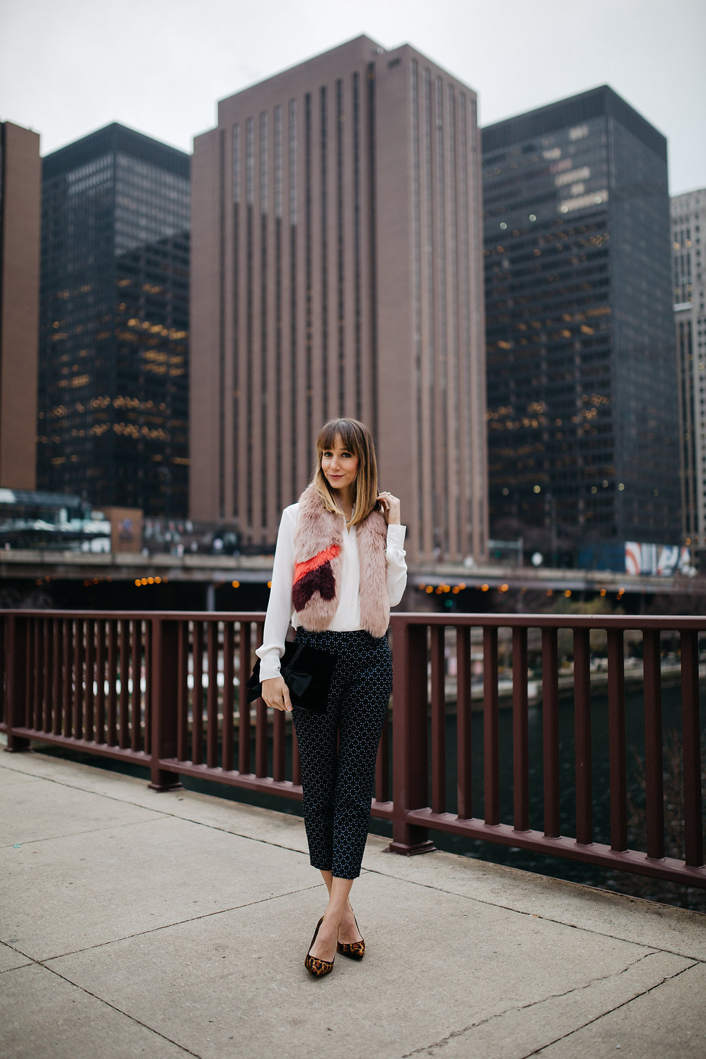 pants holiday outfit