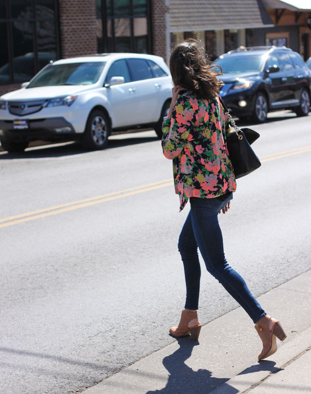 floral blazer, tan mules, kelly wynne bag, nashville, warby parker ellison, blair culwell, fox and she, women's fashion