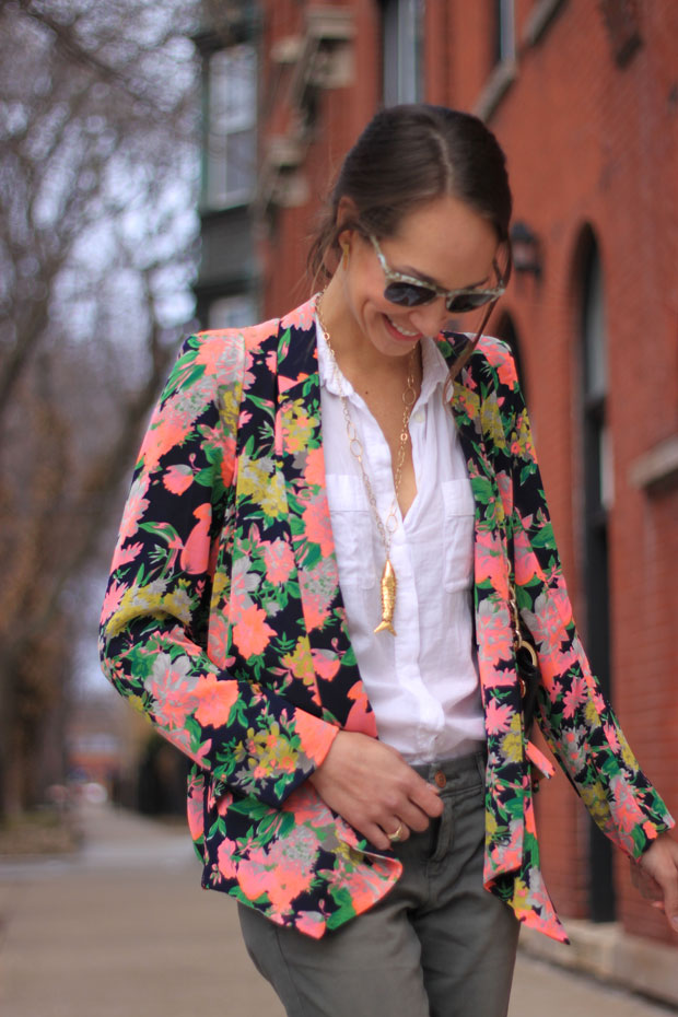 pilcro hyphen chino, anthropologie outfit, floral blazer, warby parker sunglasses, madewell mira heels, blair culwell, fox and she