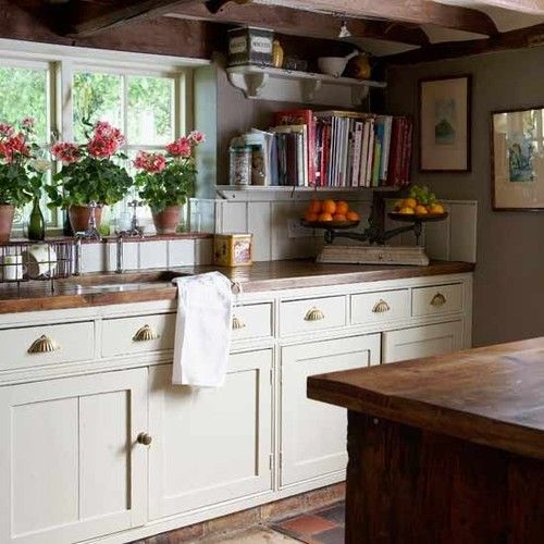 https://thefoxandshe.com/wp-content/uploads/2014/05/8-cottage-style-butcher-block-counters.jpg