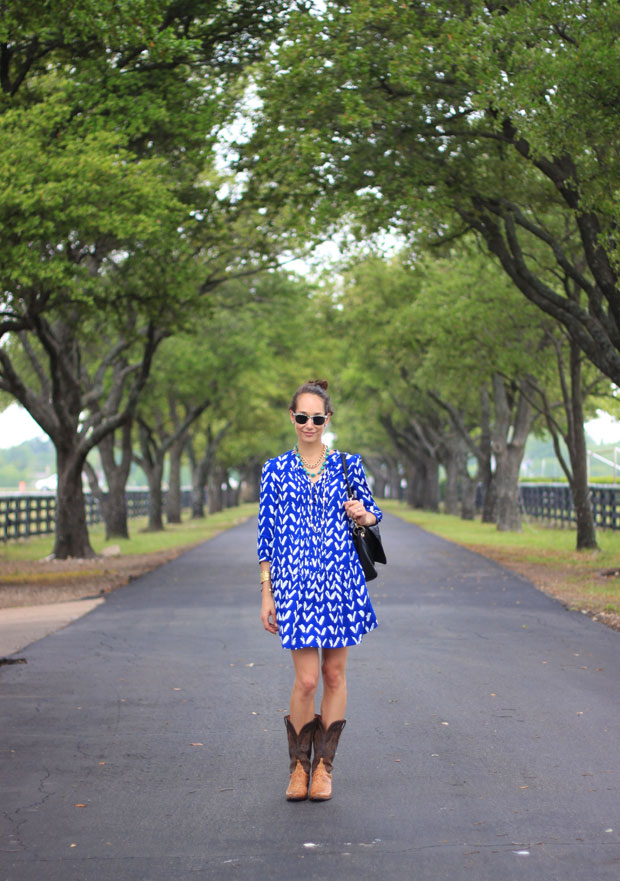 caravane tunic dress, blue dress, tunic dress, anthropologie dress, wary parker sunglasses, the fox and she, blair culwell