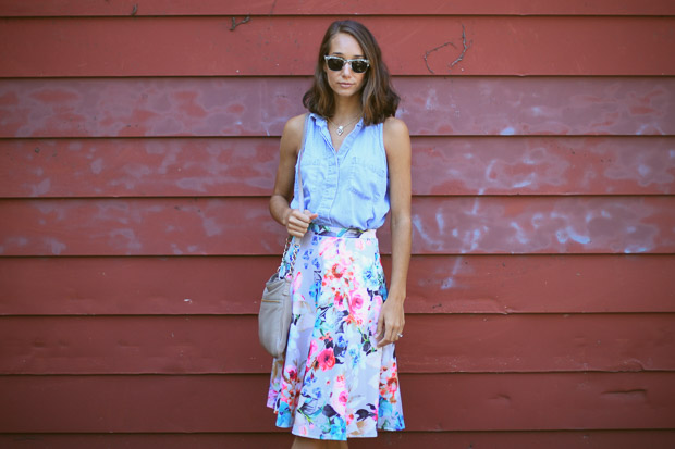 floral midi skirt, asos midi skirt, chambray shirt, womens fashion, the fox and she, blair culwell