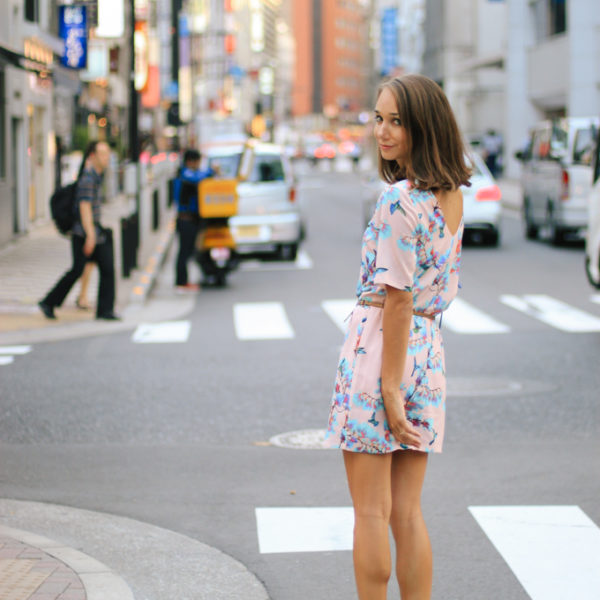 shift dress, patterned dress, v-back dress, asks dress, fall outfit, blair culwell, fox and she