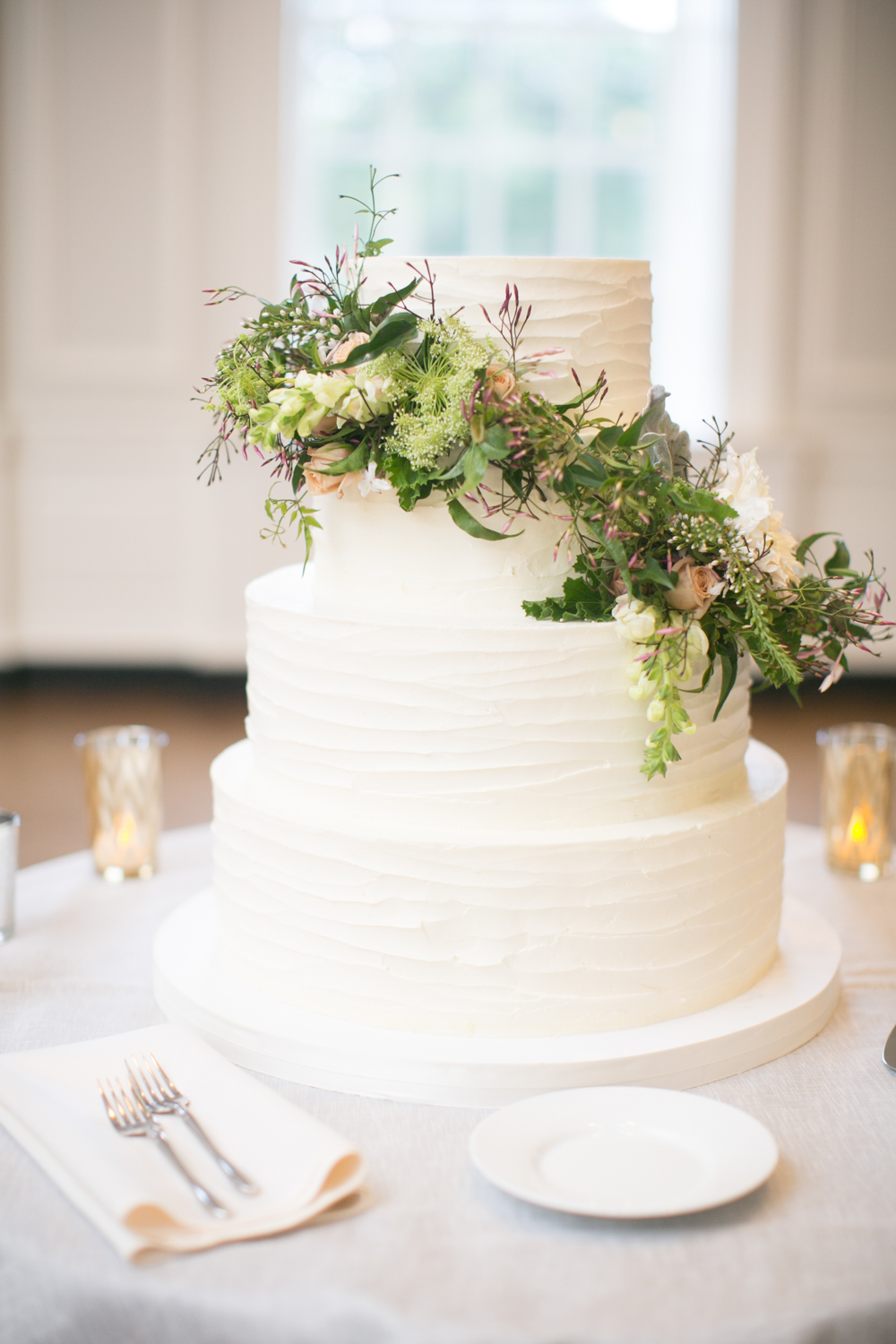 wedding venue ideas, chicago history museum, museum wedding, traditional wedding ceremony, blair culwell, the fox and she