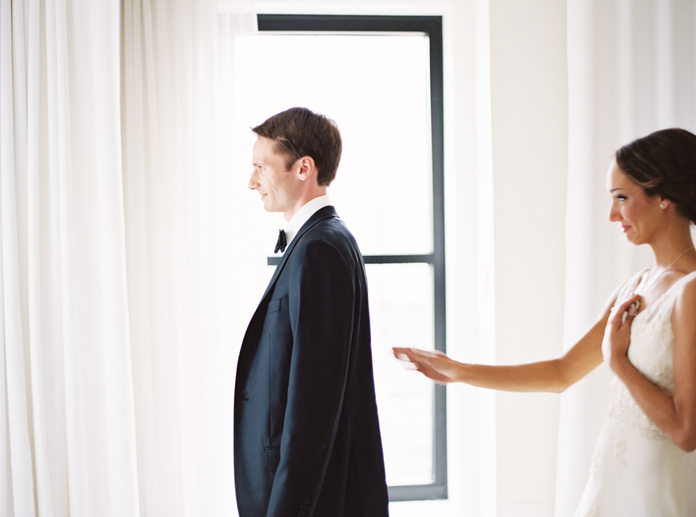 first look photos, chicago wedding, vintage wedding dress, lace wedding dress, blair culwell, the fox and she 