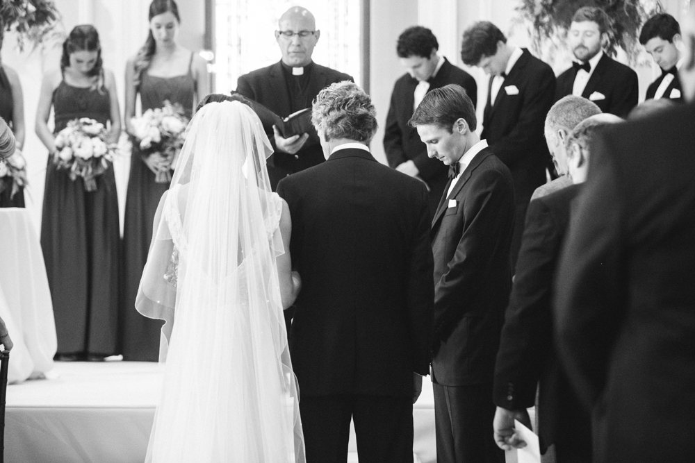 wedding venue ideas, chicago history museum, museum wedding, traditional wedding ceremony, blair culwell, the fox and she