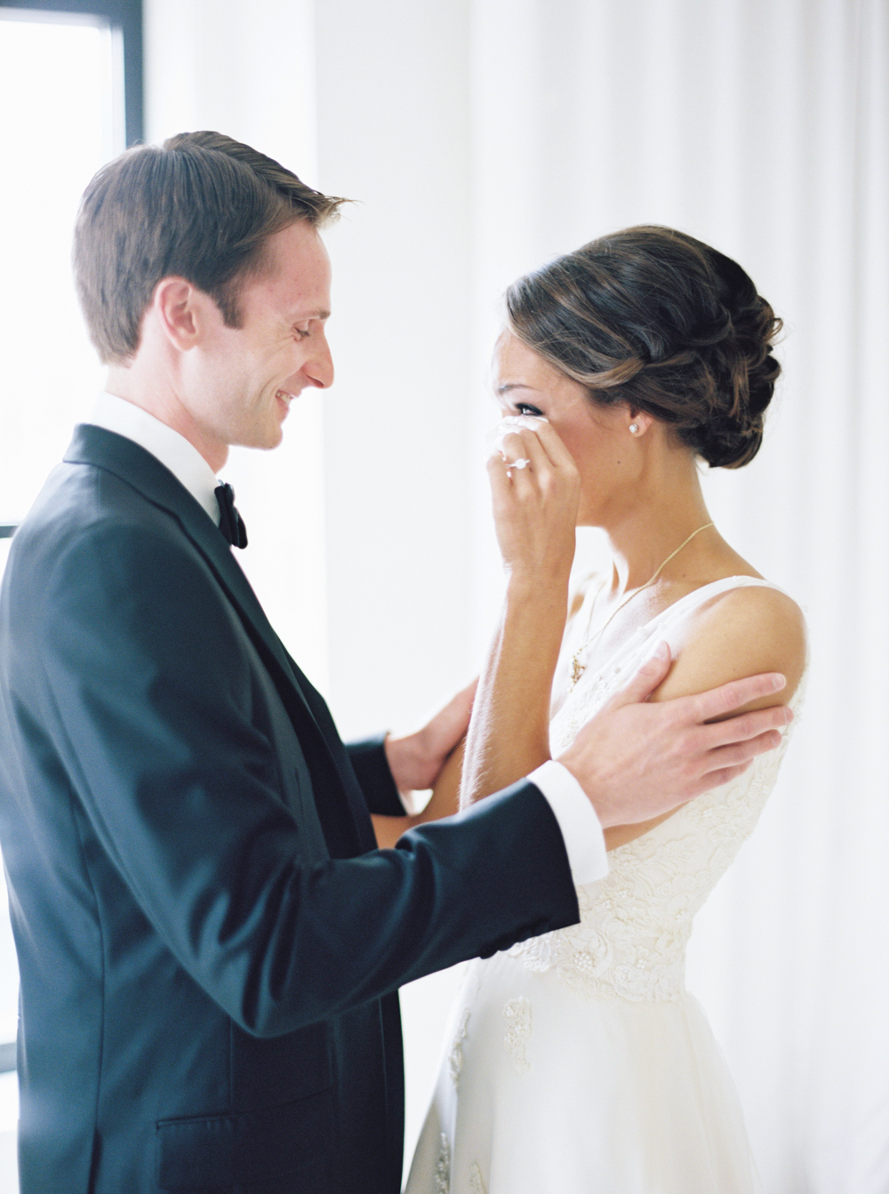 first look photos, chicago wedding, vintage wedding dress, lace wedding dress, blair culwell, the fox and she 