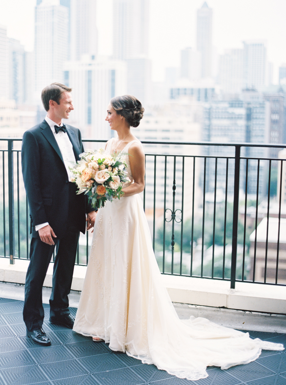 first look photos, chicago wedding, vintage wedding dress, lace wedding dress, blair culwell, the fox and she 