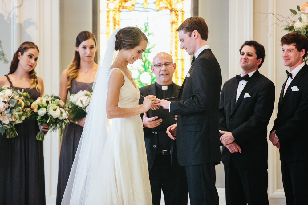 wedding venue ideas, chicago history museum, museum wedding, traditional wedding ceremony, blair culwell, the fox and she