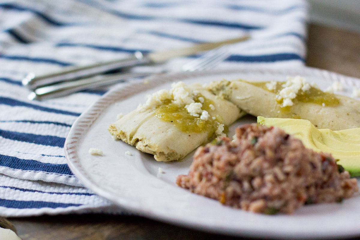 chicken and green chile tamales, christmas eve dinner, dinner ideas, trader joe's tamales, the fox and she, blair culwell