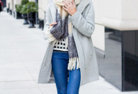 knitted floppy hat, striped tee, oversize scarf, women's fashion, the fox and she,blair culwell
