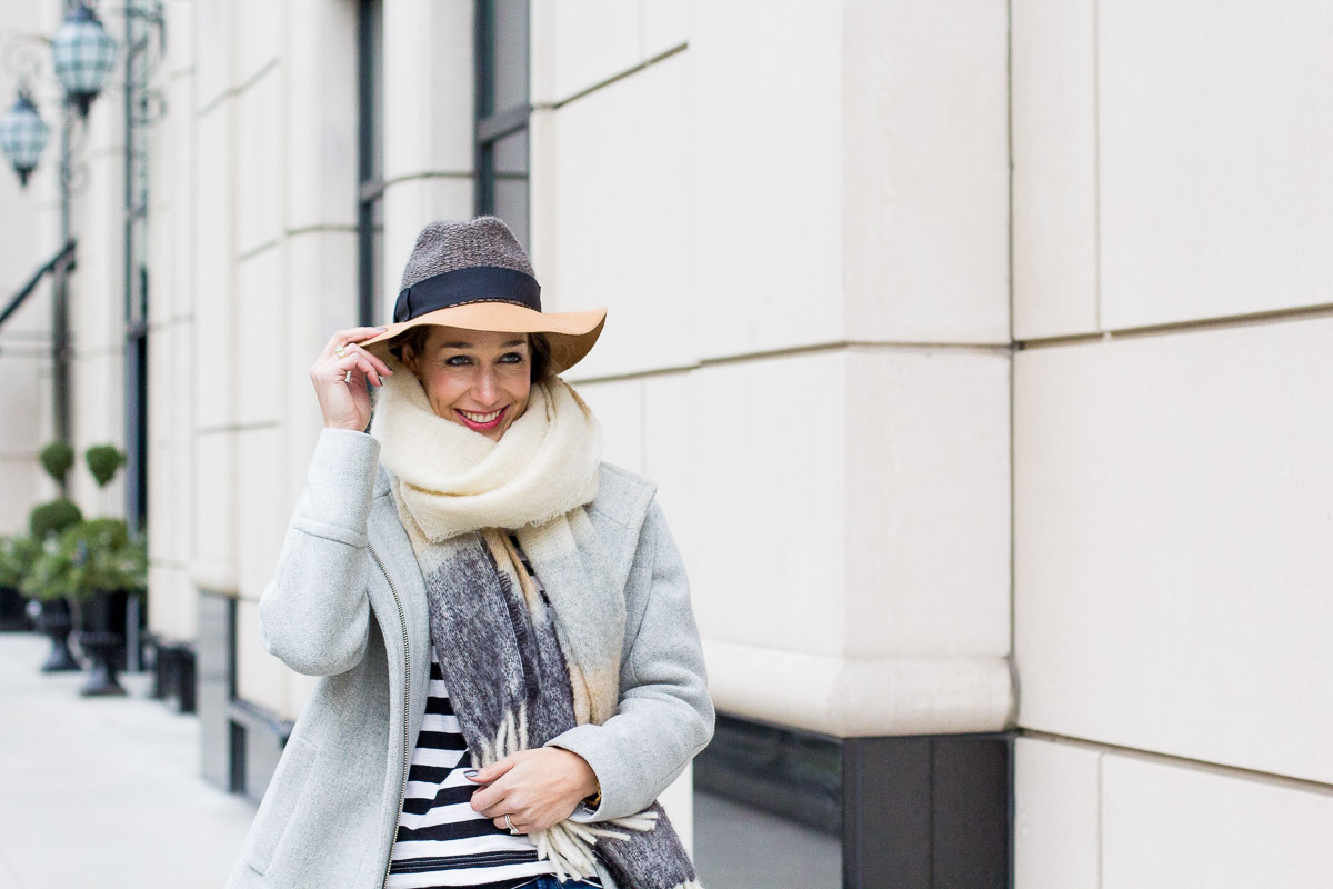 knitted floppy hat, striped tee, oversize scarf, women's fashion, the fox and she,blair culwell