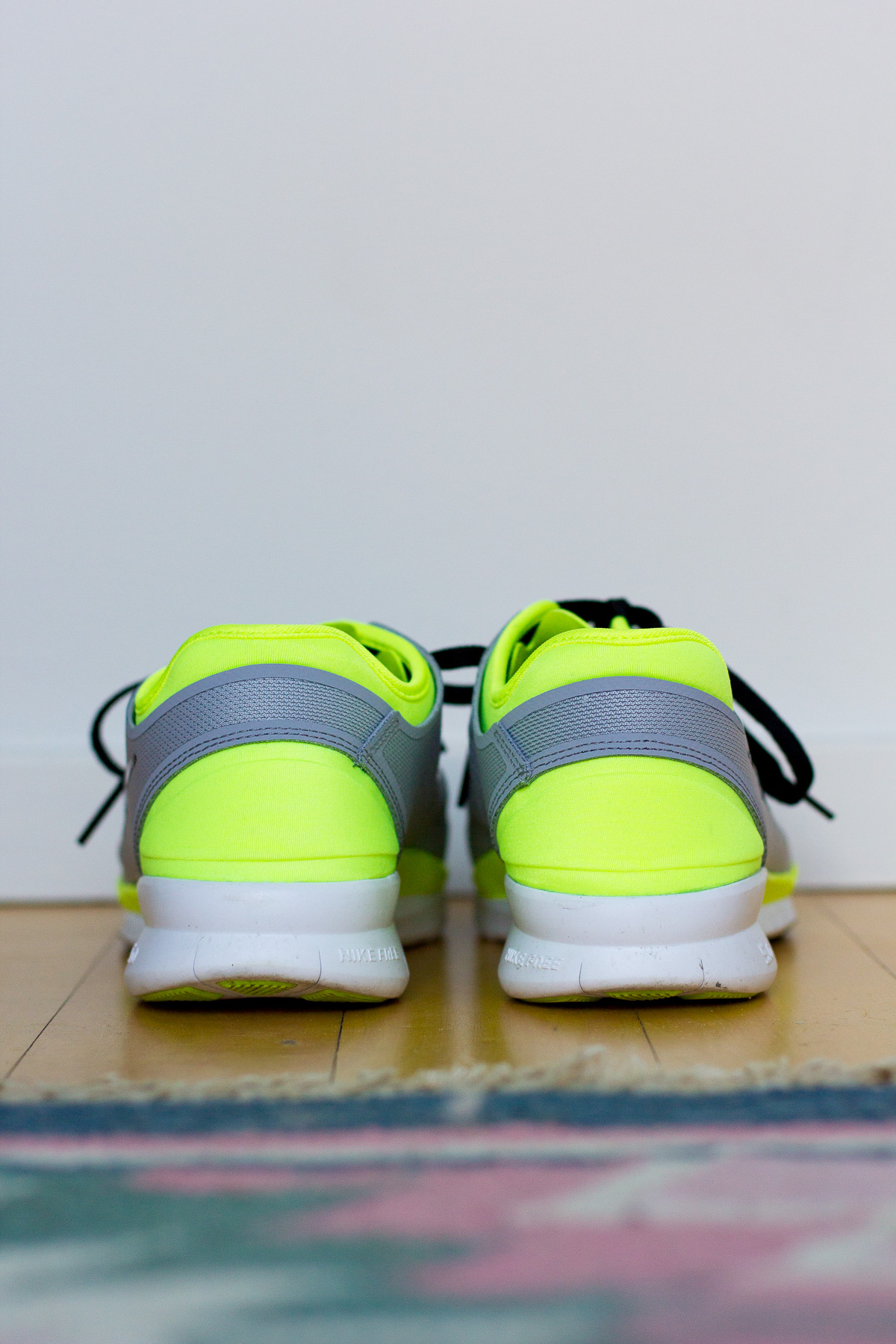 veuve cliquot, wandeleur launch, joy dravecky jewelry, nike free 5.0, peach roses, the fox and she, blair culwell staky