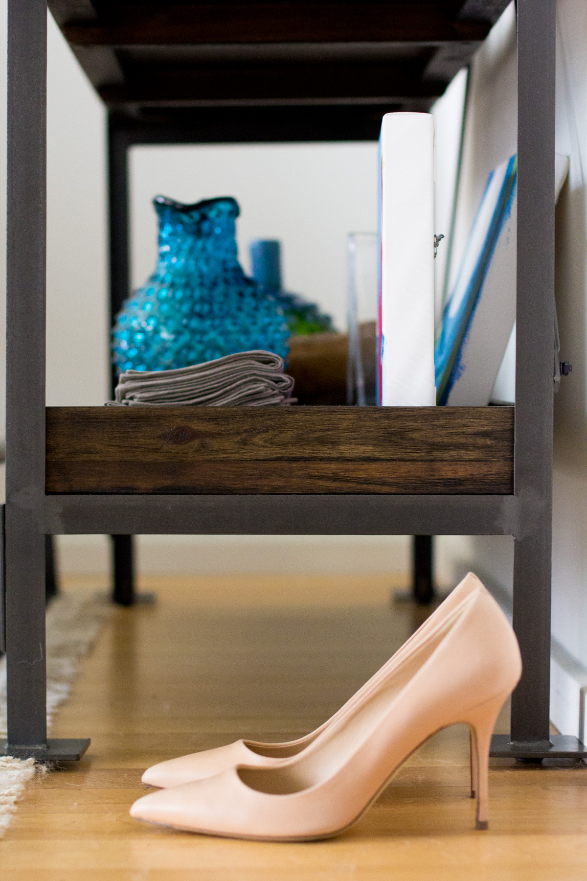 shelf styling, how to style shelves, emerson shelving, home decor, the fox and she, blair culwell staky