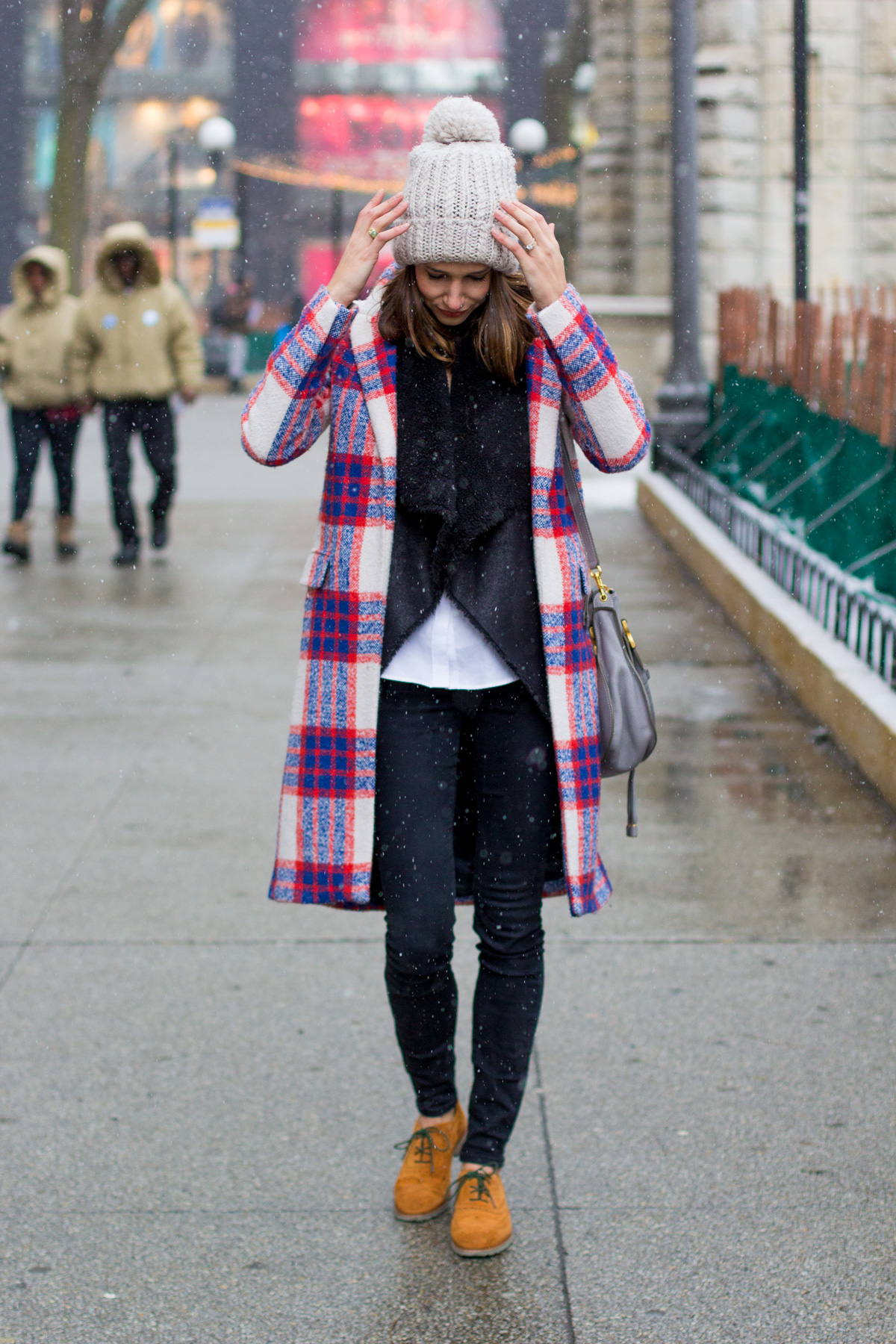plaid coat, plaid duster, faux fur vest, oxfords, women's fashion, the fox and she