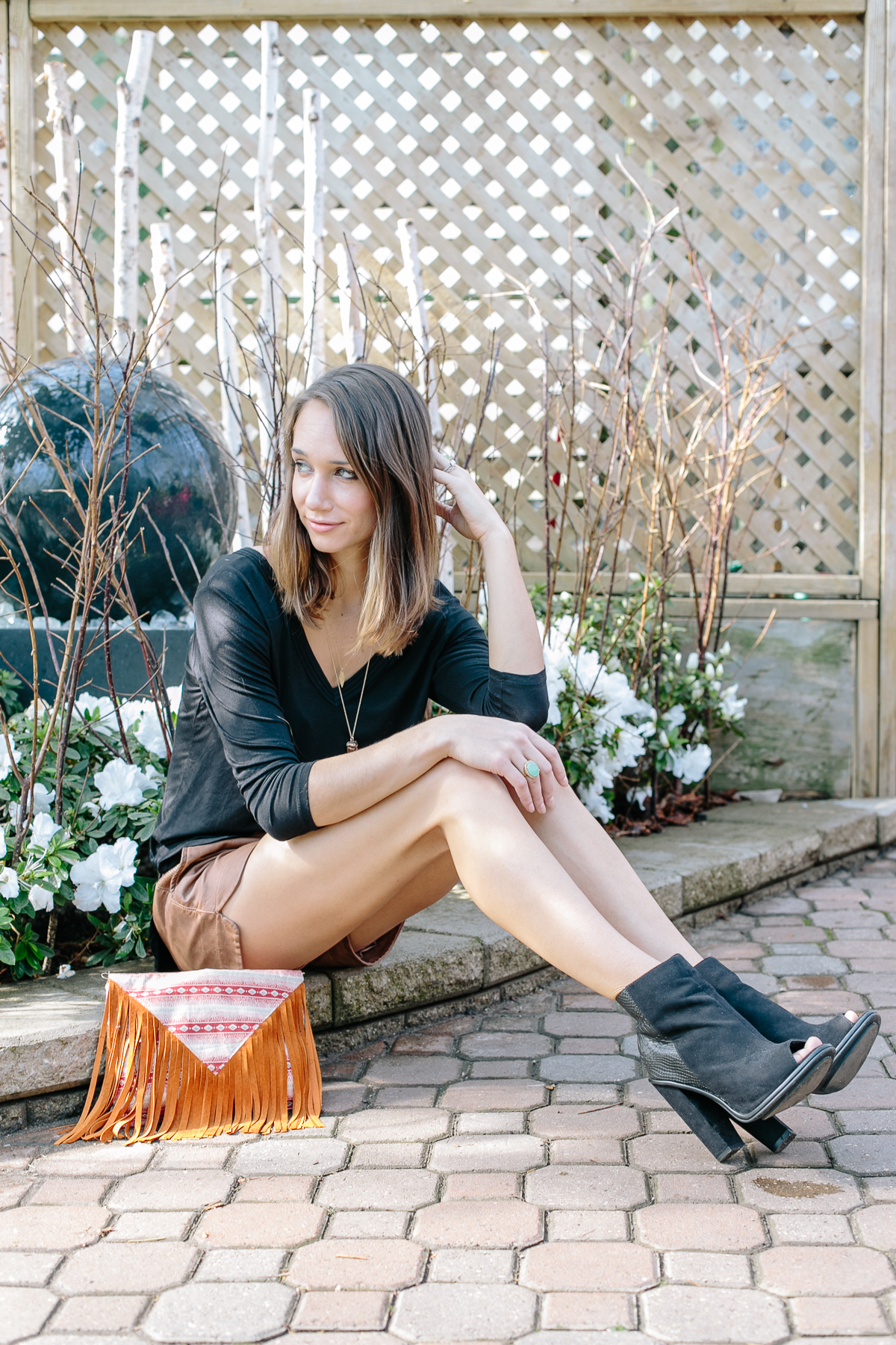 vegan leather shorts, quilted leather shorts, leather shorts, spring outfit, the fox and she, blair culwell staky