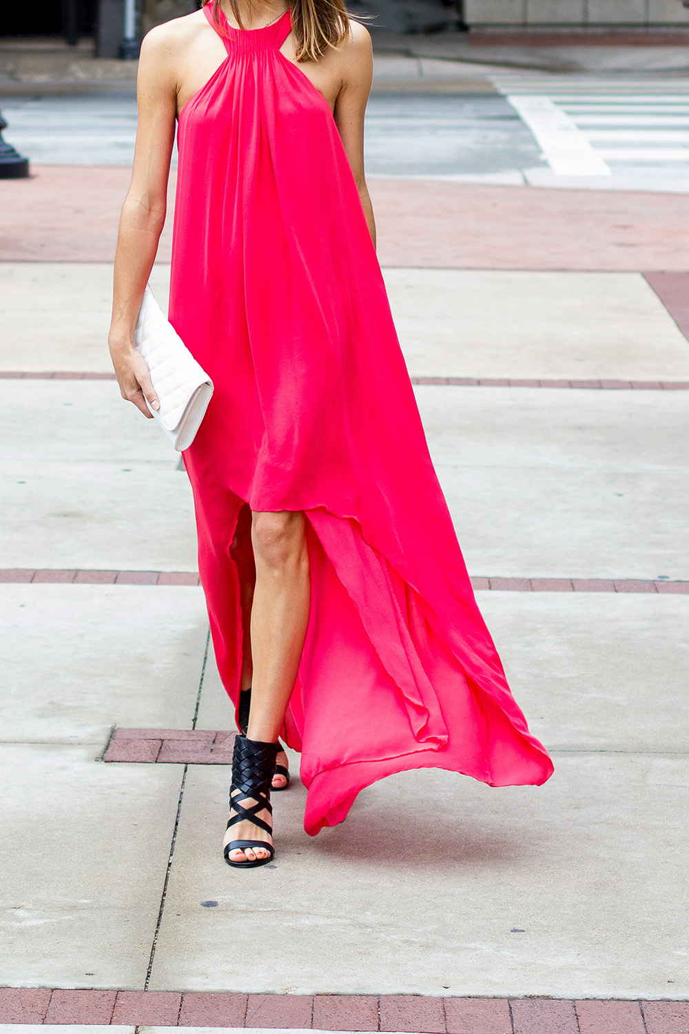 coral maxi dress #streetstyle @thefoxandshe