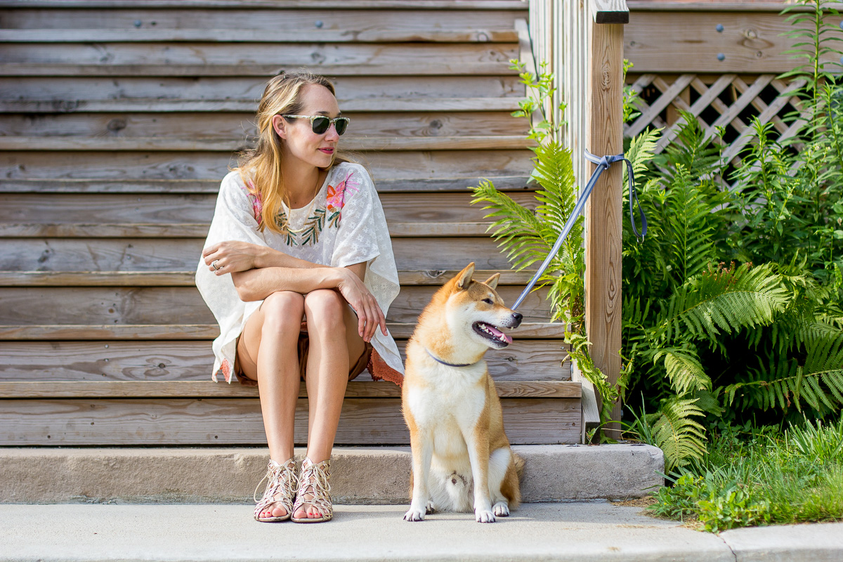 casual summer outfit — via @TheFoxandShe