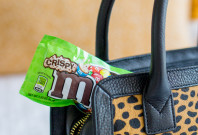 Perfect Travel Snack: M&M’S® Crispy — via @TheFoxandShe | #CrispyMMSummer #CleverGirls