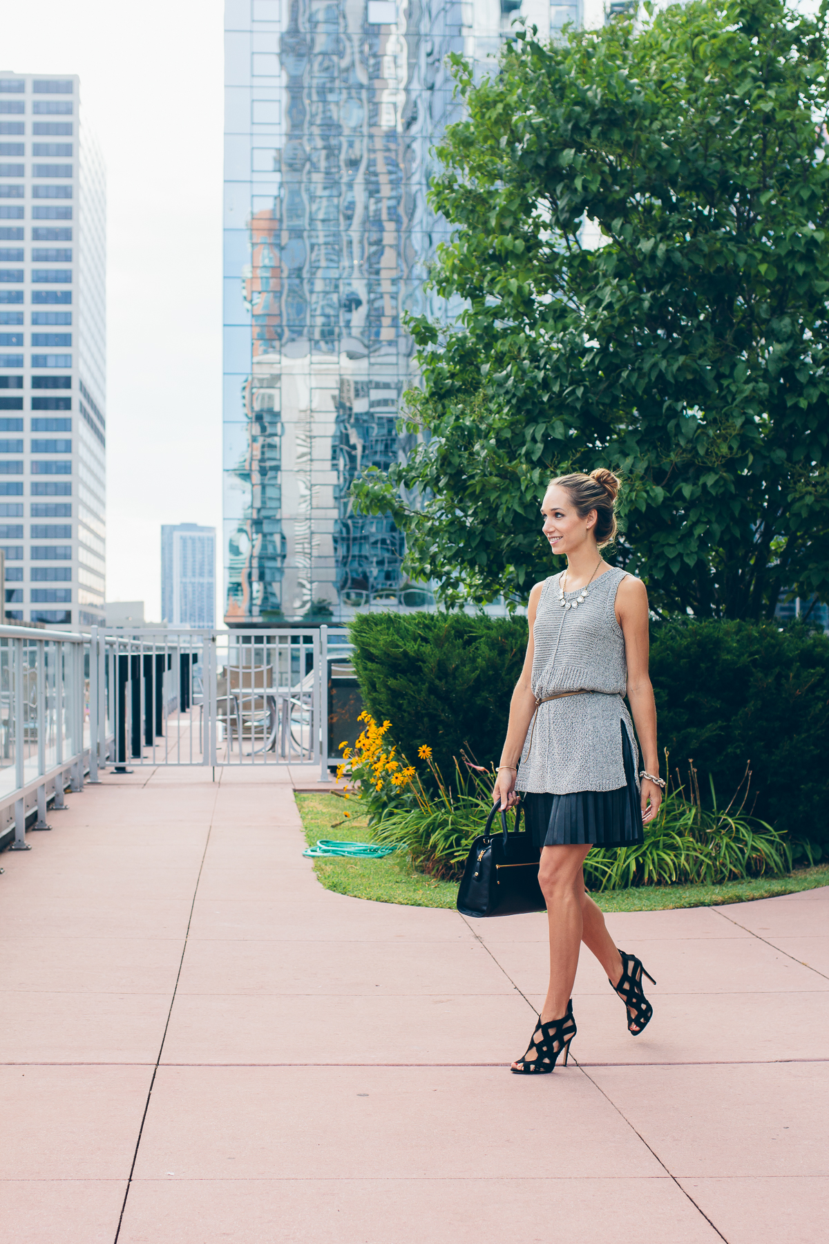 summer to fall outfit — via @TheFoxandShe