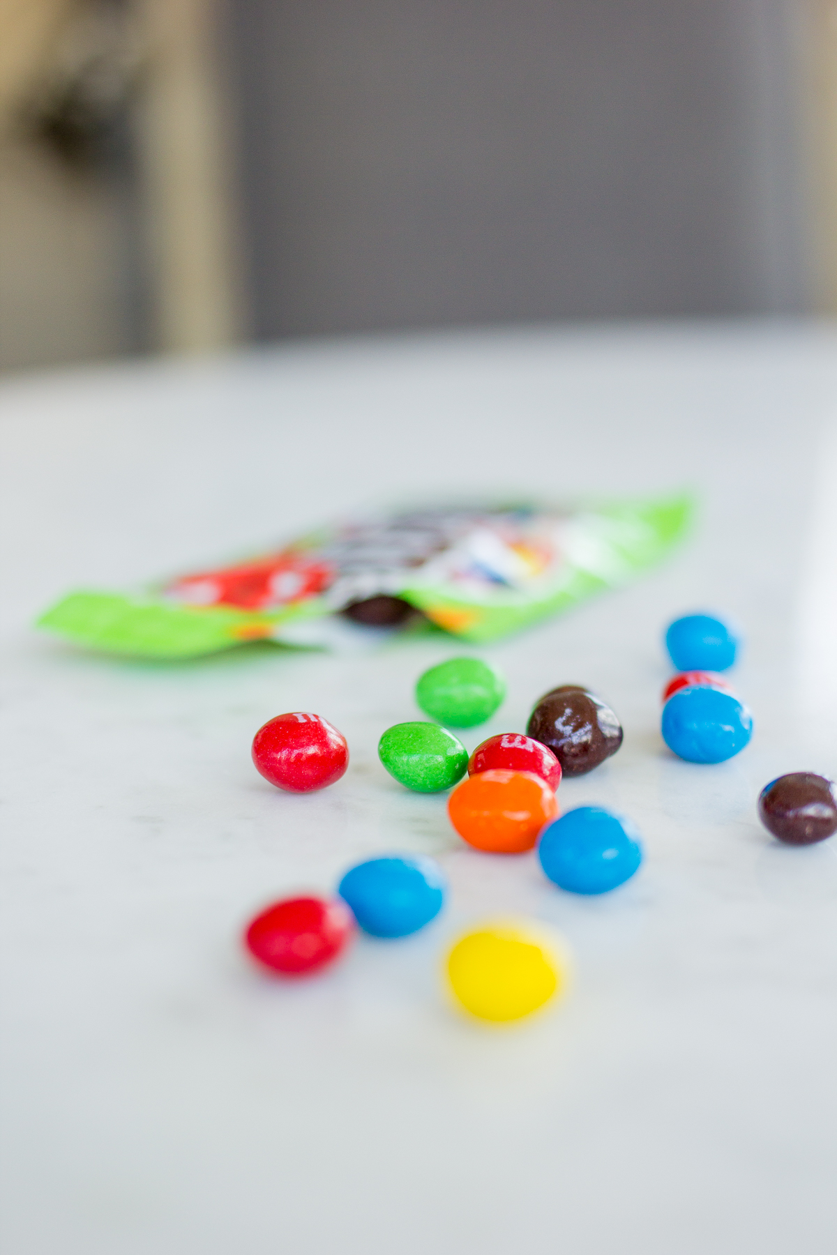 Perfect Travel Snack: M&M’S® Crispy — via @TheFoxandShe | #CrispyMMSummer #CleverGirls