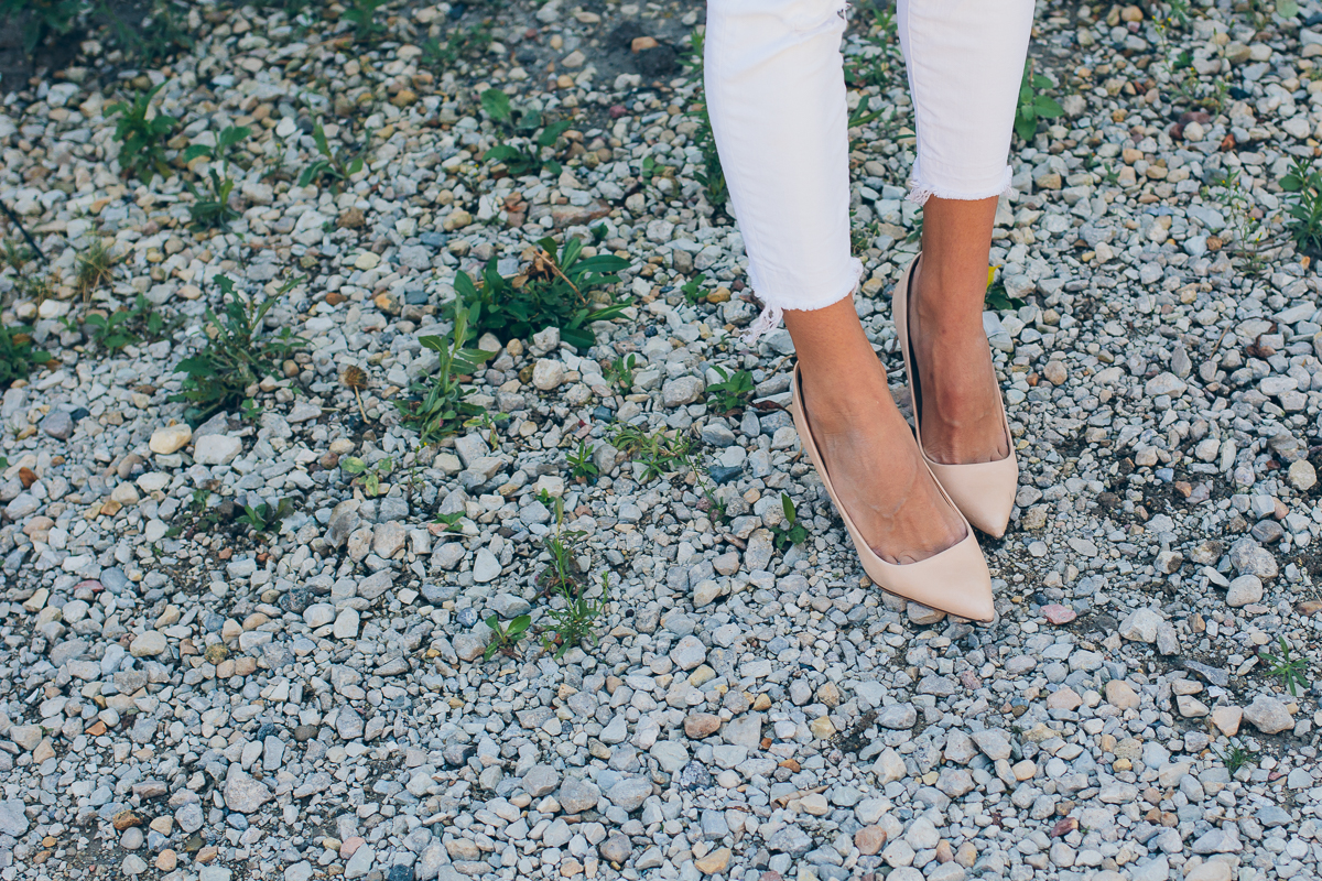 white ankle jeans and nude pumps #HanesOffDutyStyle — via @TheFoxandShe