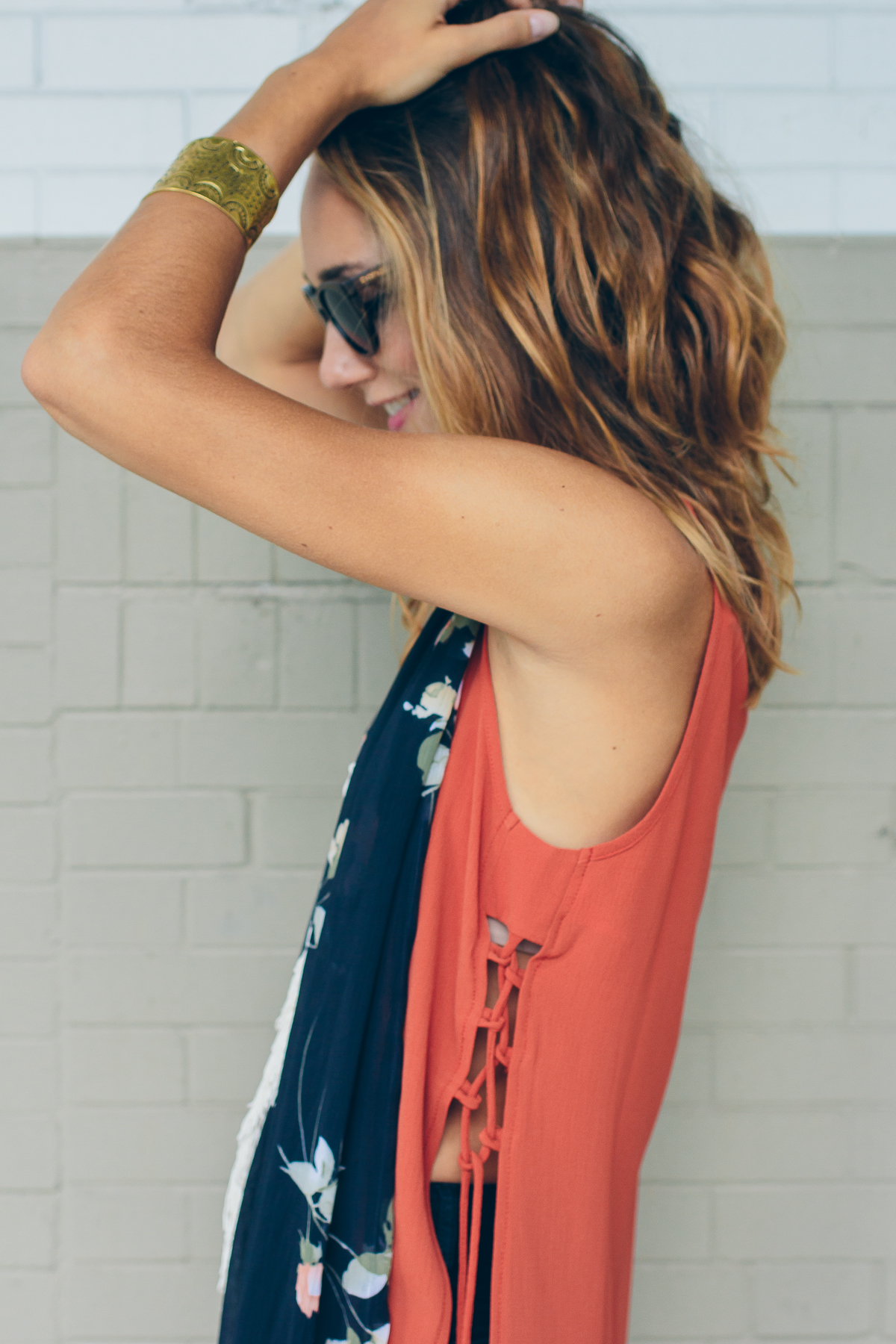 lace-up sides shirt — via @TheFoxandShe