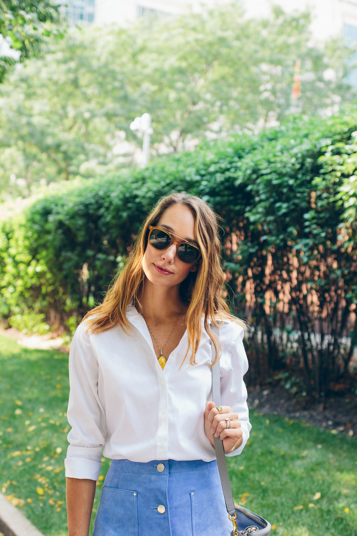 simple white shirt — via @TheFoxandShe
