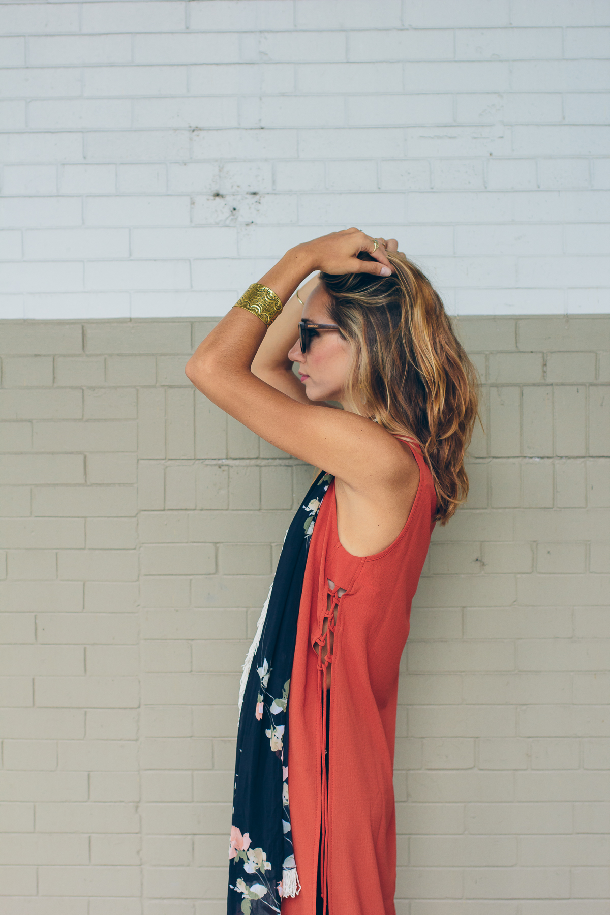 lace-up sides — via @TheFoxandShe