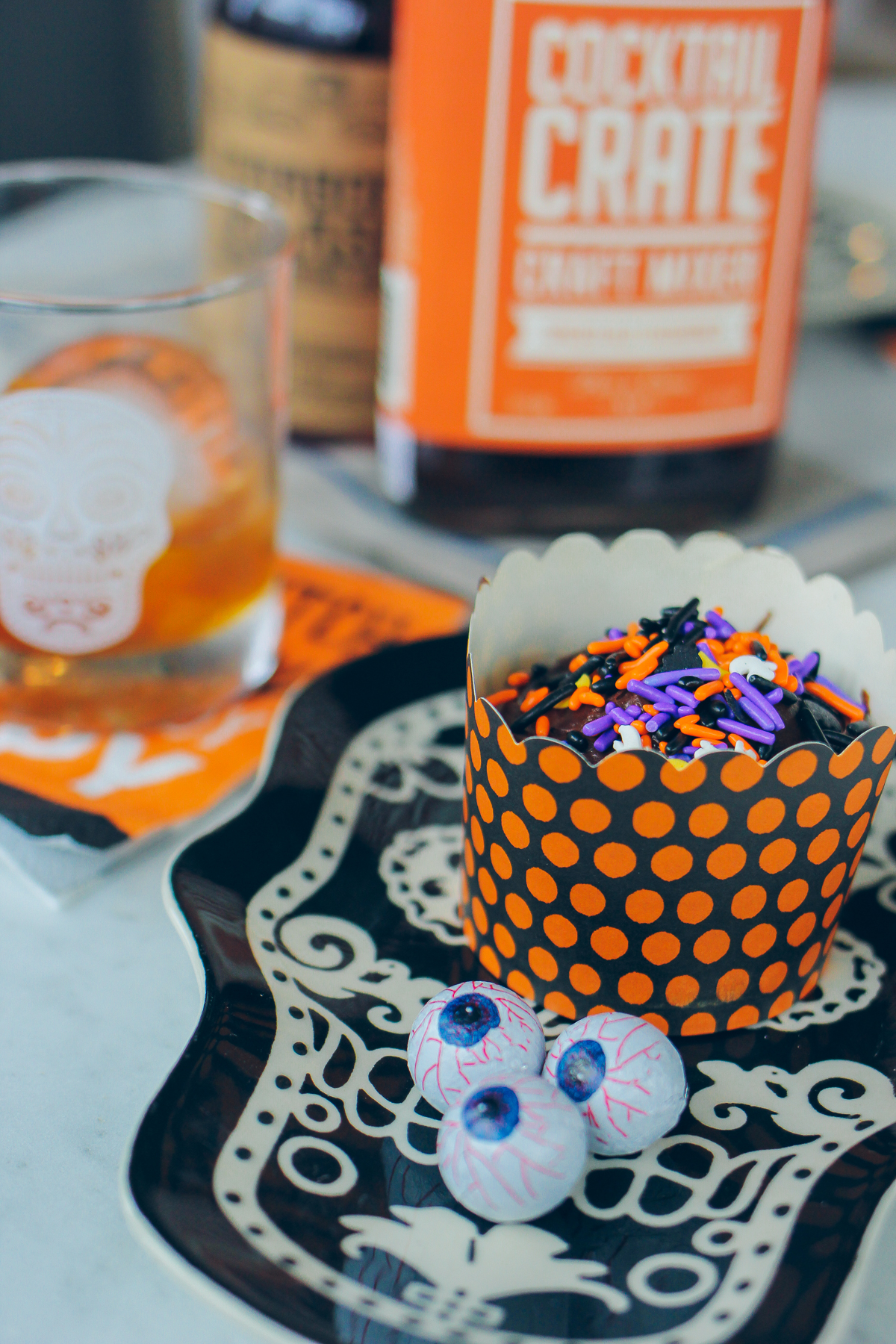 spooky halloween cupcakes — via @TheFoxandShe