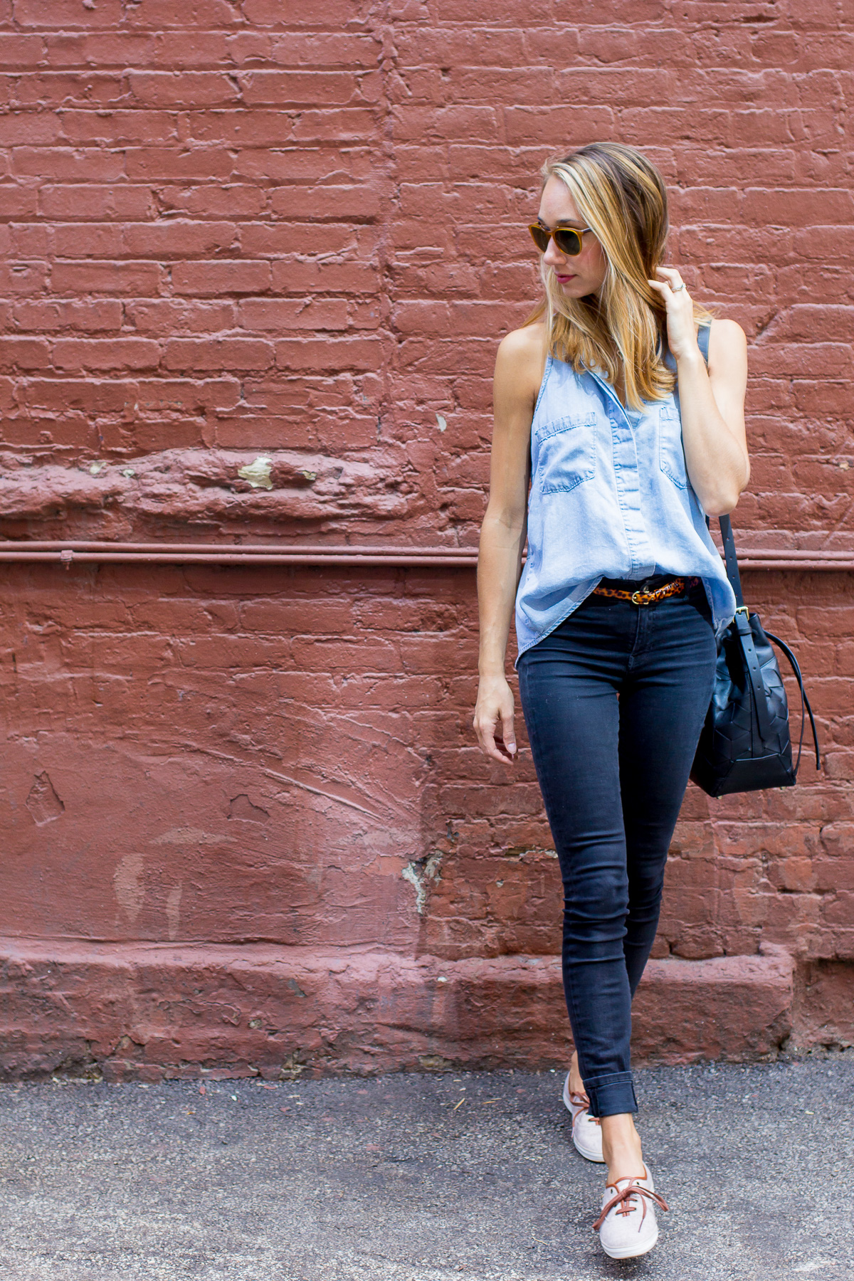 casual fall fashion — via @TheFoxandShe