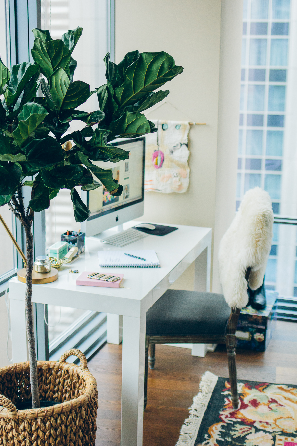 how to create an inspiring workspace, cynthia rowley office supplies — via @TheFoxandShe #inspiredoffice #quillxcynthiarowley