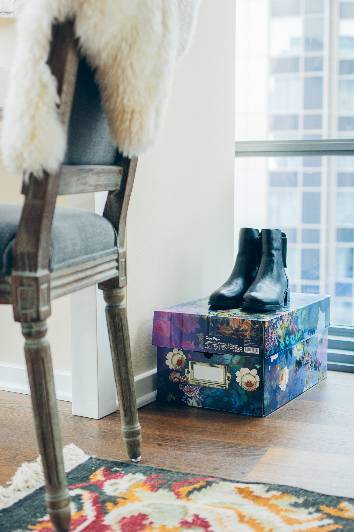 how to create an inspiring workspace, cynthia rowley office supplies — via @TheFoxandShe #inspiredoffice #quillxcynthiarowley