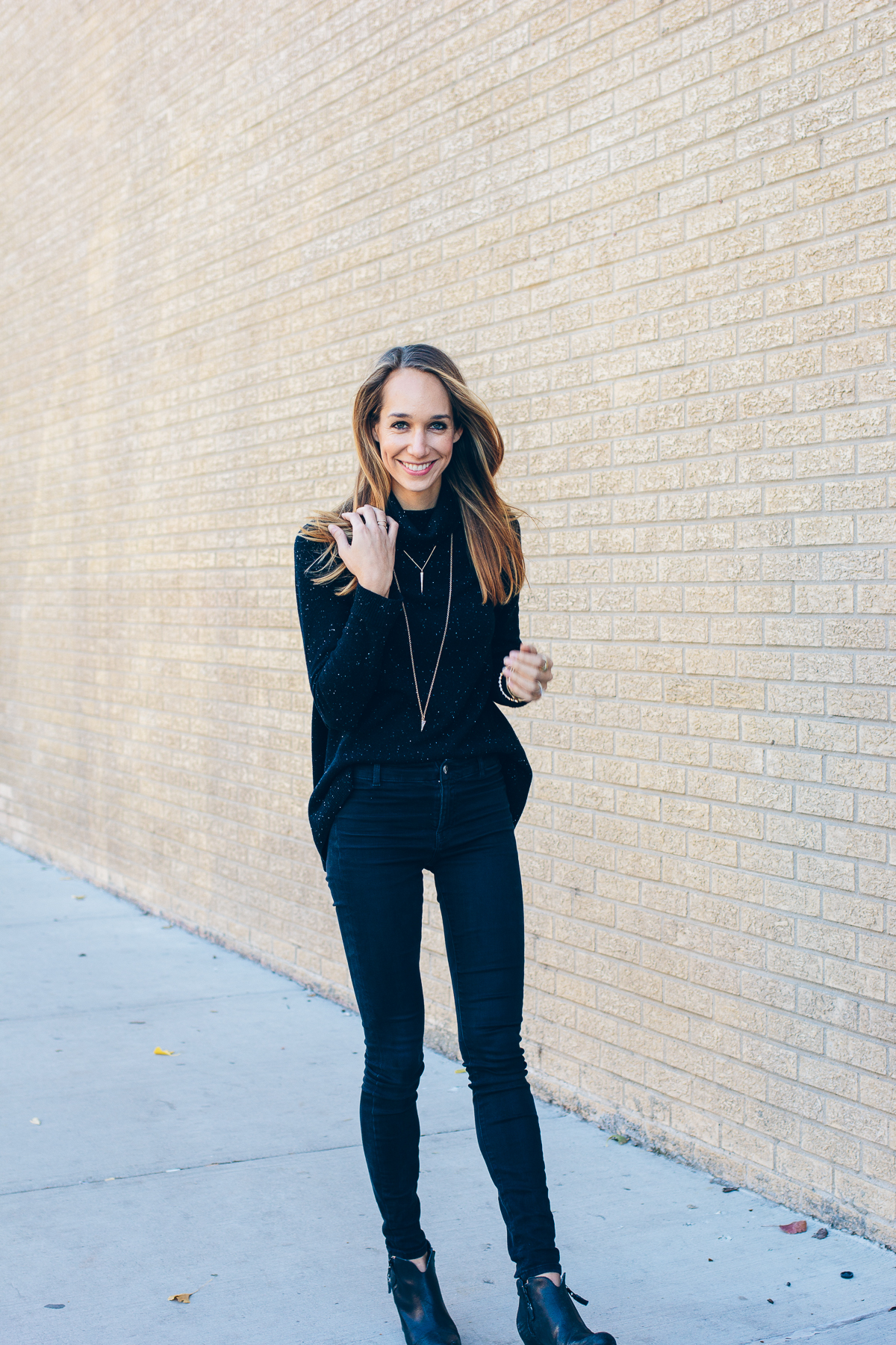 black sweater and black jeans, simple gold jewelry, outfit inspiration — via @TheFoxandShe