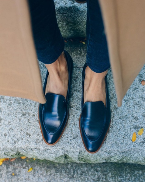 outfit inspiration, outfit idea — via @TheFoxandShe