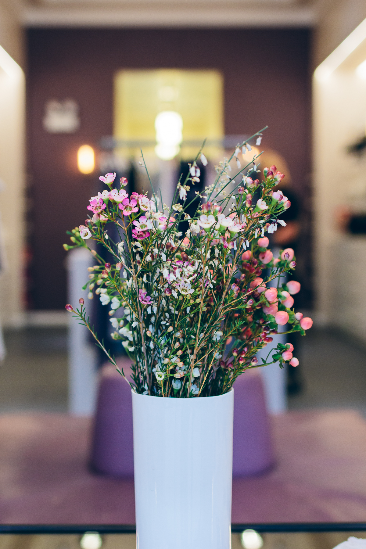 small flowers — via @TheFoxandShe