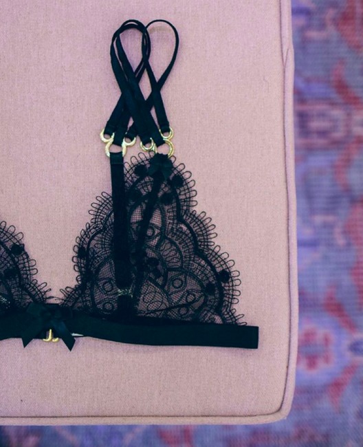 lacy bra, valentines gift — via @TheFoxandShe