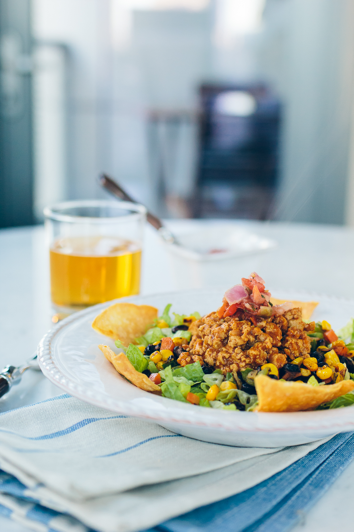 healthy taco salad, turkey taco met, gluten free recipes, easy dinner recipe — via @TheFoxandShe