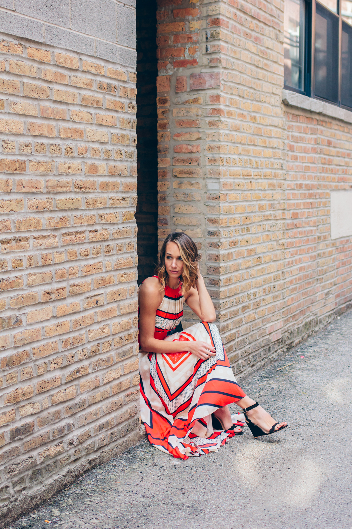 pattern maxi dress, scalloped wedges, blogger style, chicago style blogger — via @TheFoxandShe