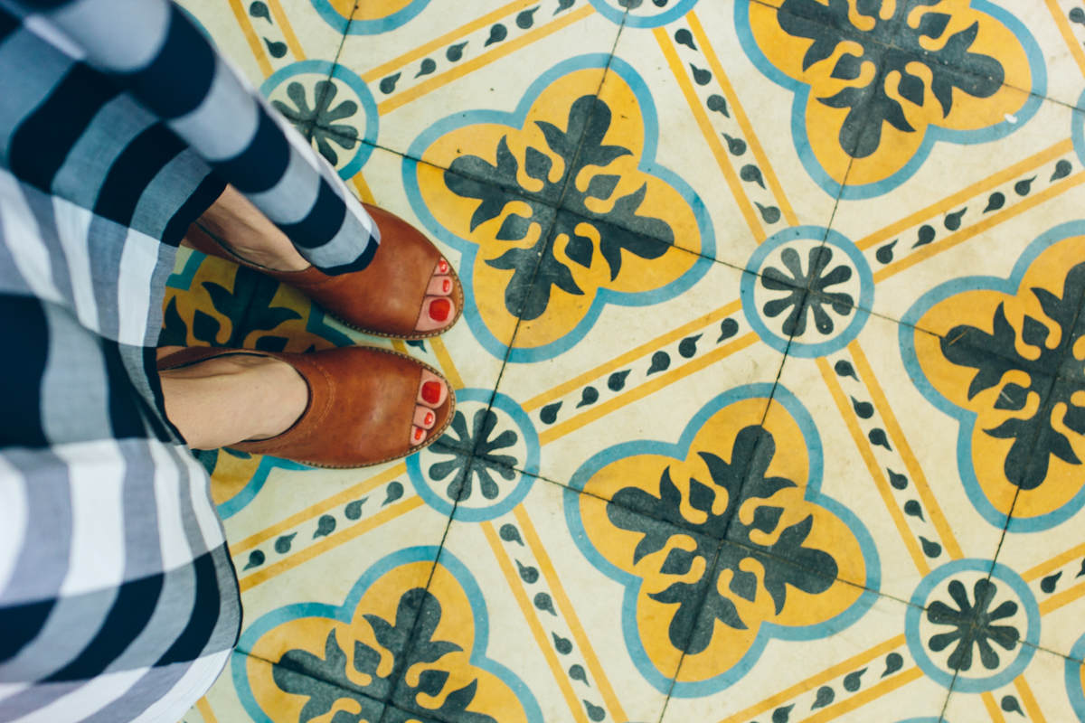 pattern tile floor, checkered dress — via @TheFoxandShe