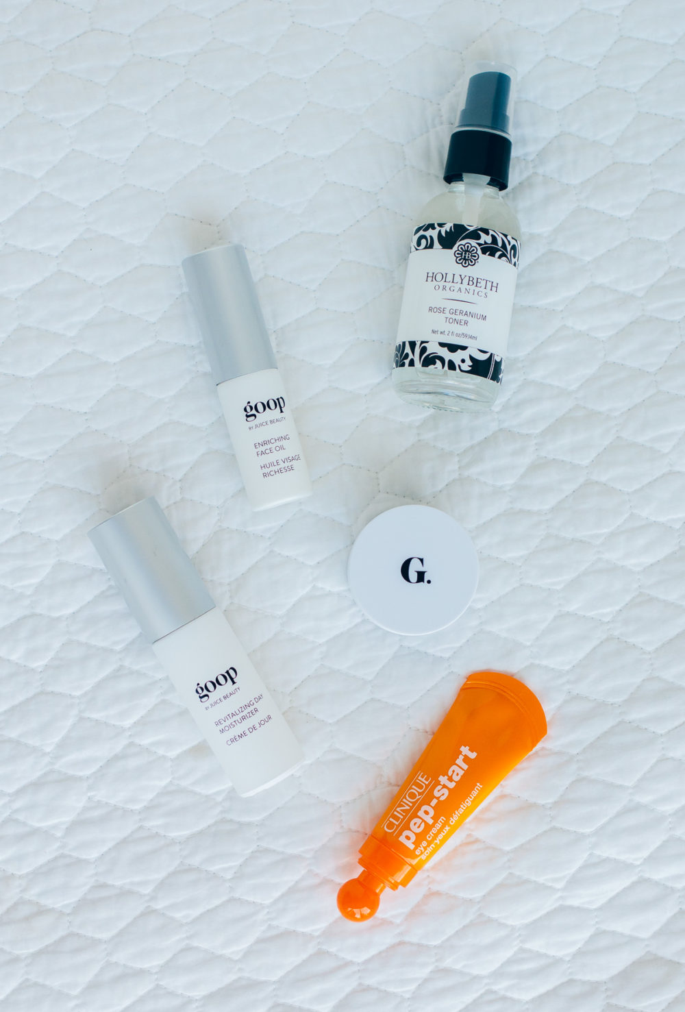 6 Easy Tips for Saving Your Skin on Long Haul Flights