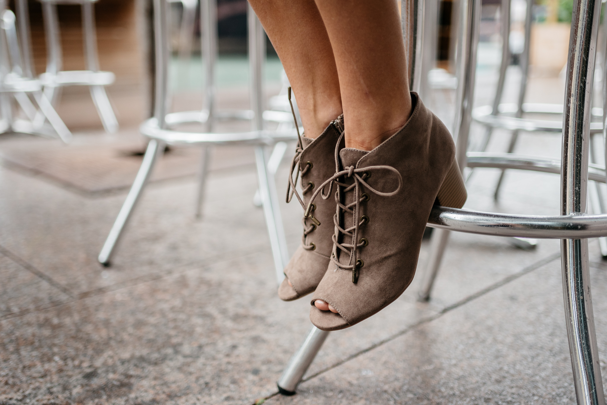 lace up booties