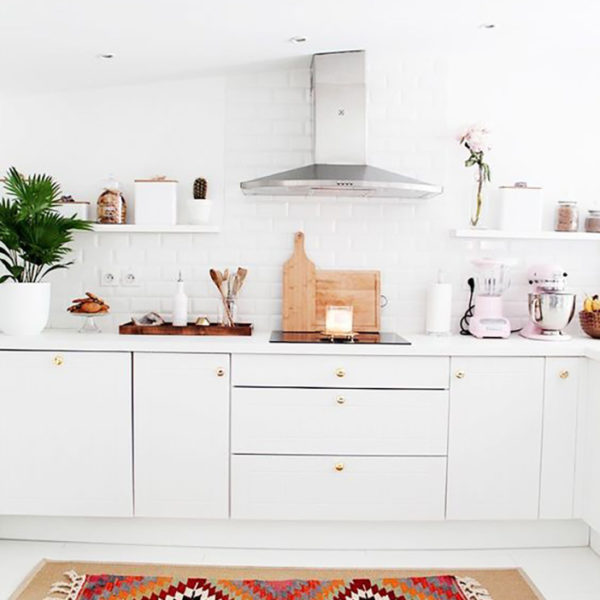17 Reasons Your Space Needs a Colorful Kilim