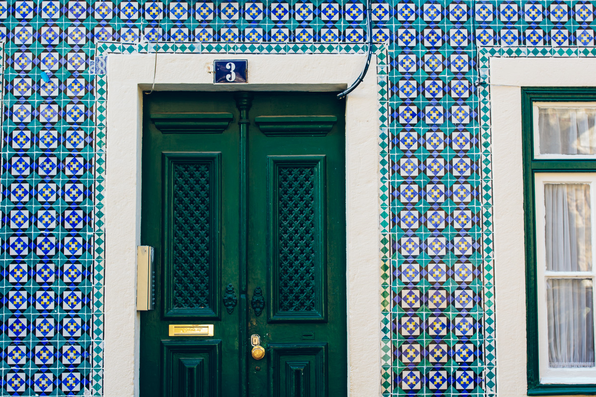 lisbon tiles and doors