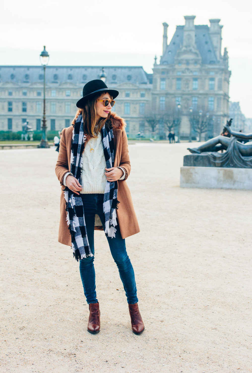 Neutrals in Paris