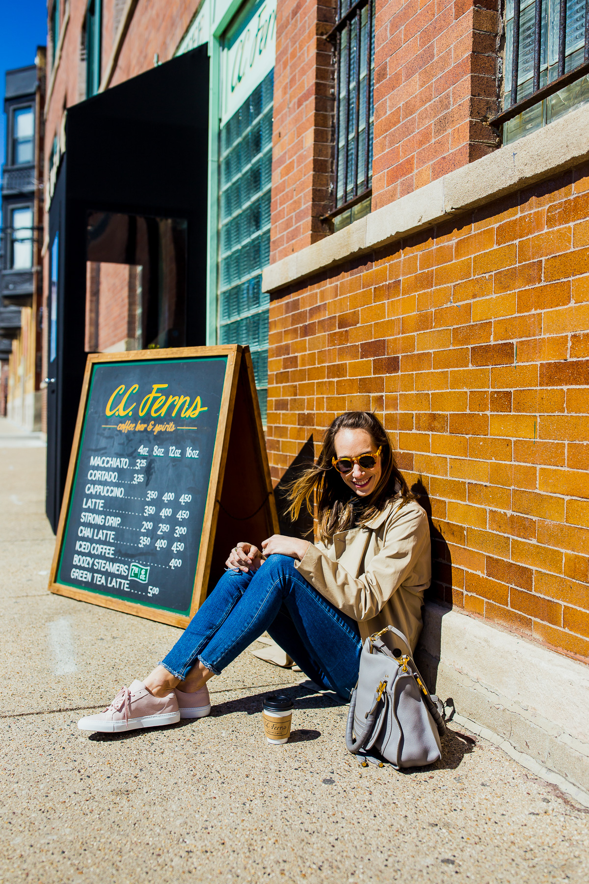 sneakers outfit